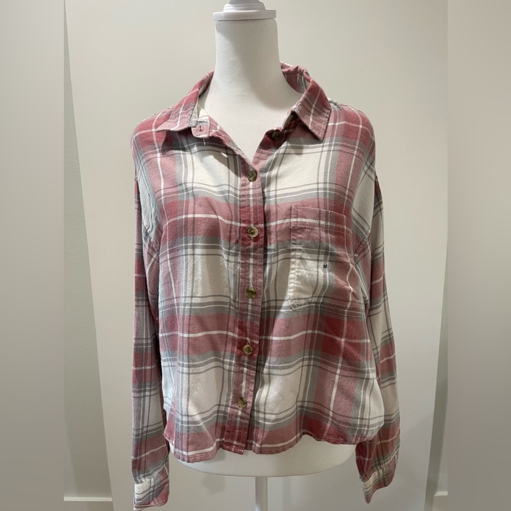 NWOT American Eagle Crop Button Up Shirt